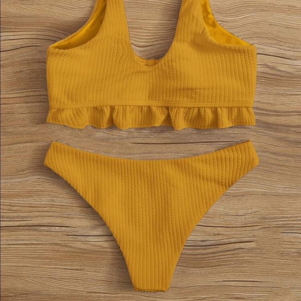 Textured Ruffle Knot Front Bikini - Picture 2 of 5
